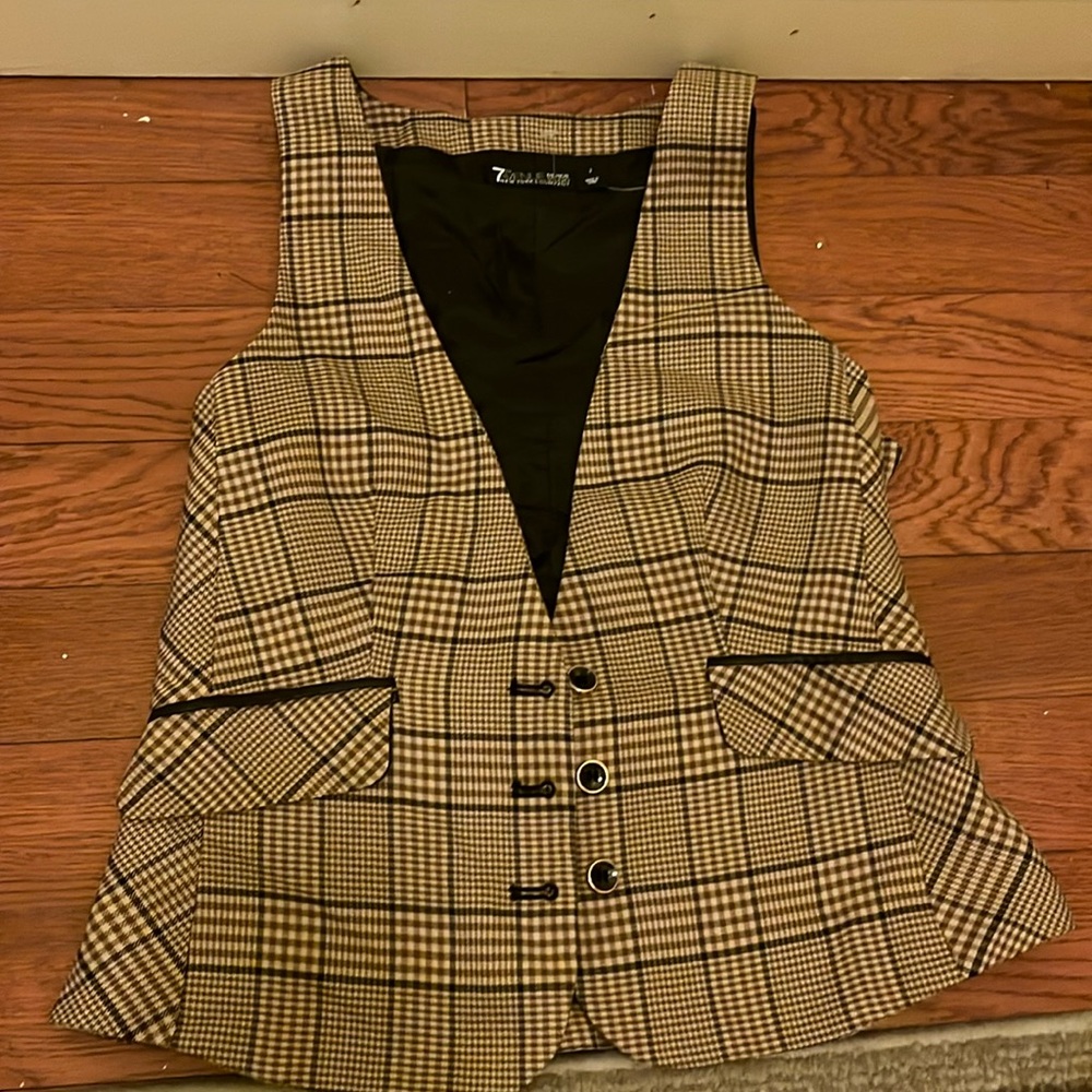 Suit vest